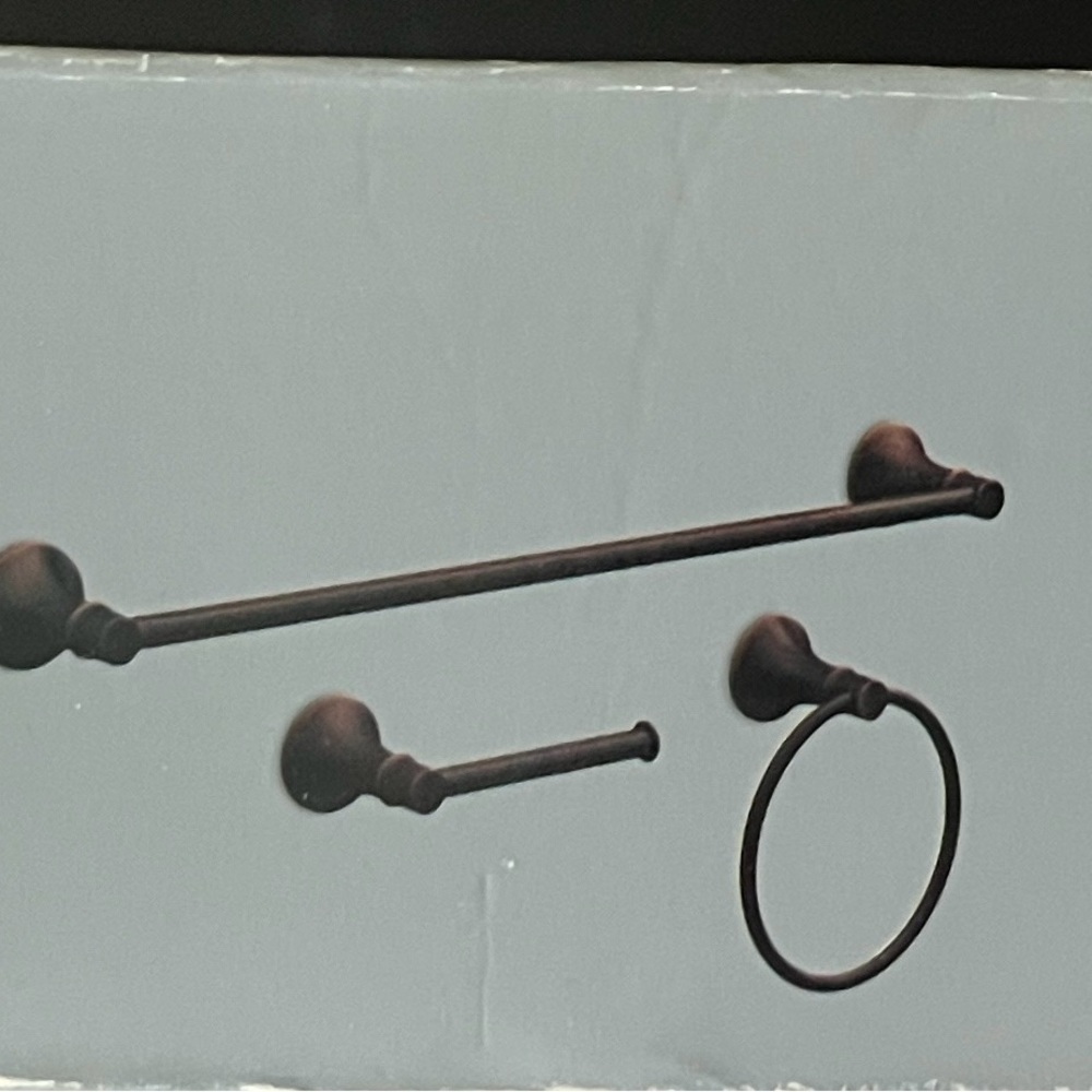 Elegant Bronze Bathroom Accessory Set